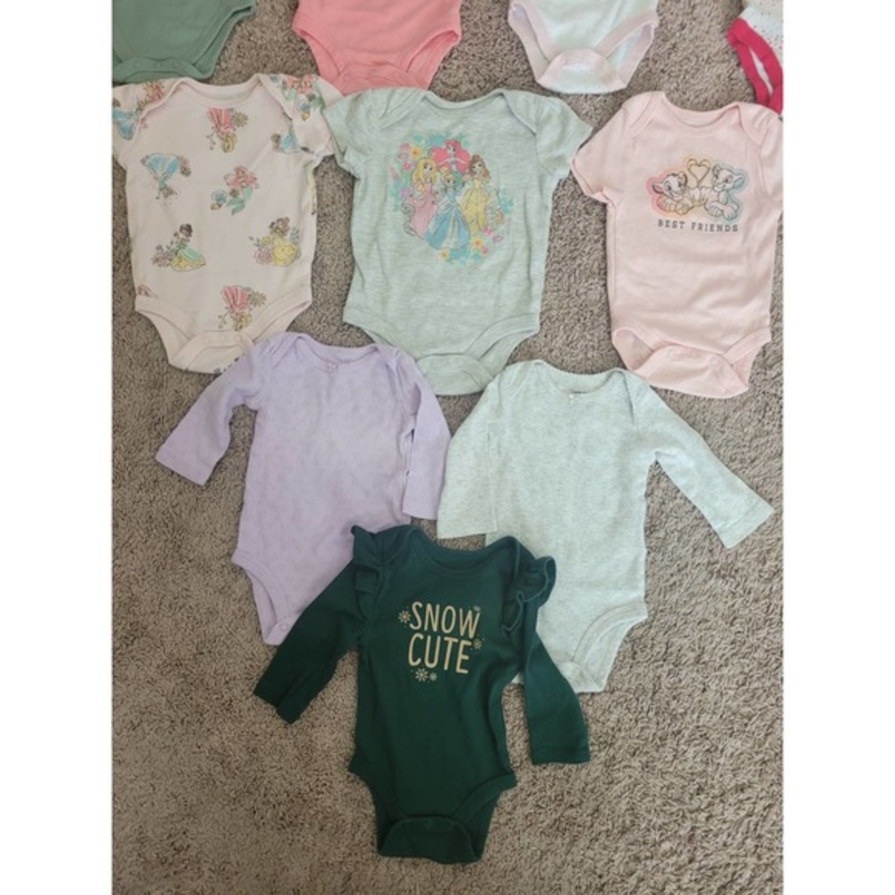 Lot of 10 Baby Girl Bodysuits 0-3 months